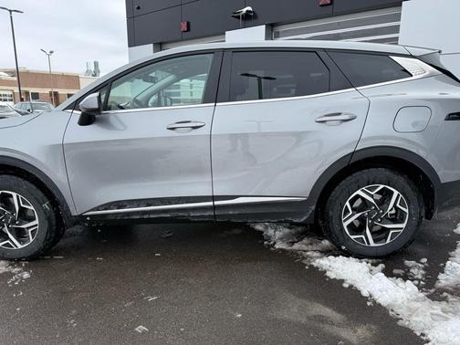 2023 Kia Sportage LX