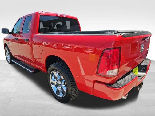 Flame Red Clearcoat 2018 RAM 1500 Express