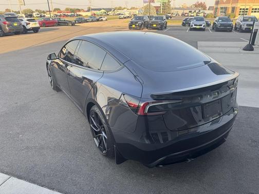 2024 Tesla Model 3 Performance
