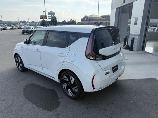 2023 Kia Soul GT-Line