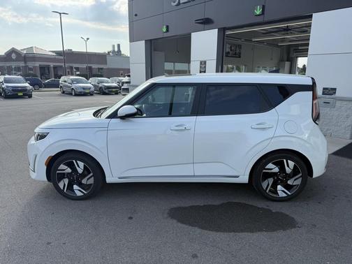 2023 Kia Soul GT-Line