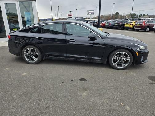 2023 Kia K5 EX