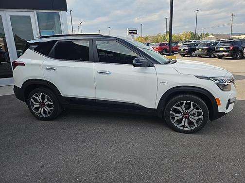 2023 Kia Seltos SX Turbo