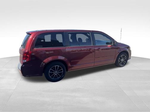 Red Pearlcoat 2016 Dodge Grand Caravan AVP/SE