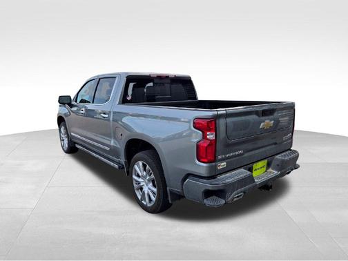 Sterling Gray Metallic 2026 Chevrolet Silverado 1500 High Country