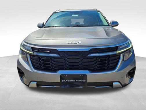 Steel Gray 2024 Kia Seltos EX