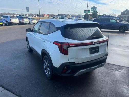 2024 Kia Seltos LX