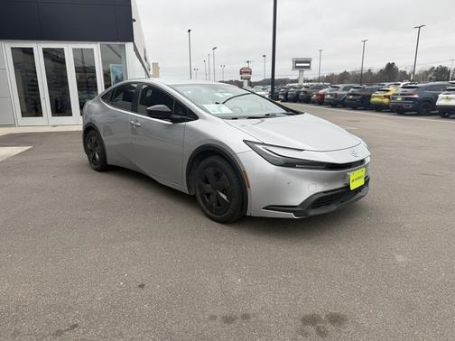 2024 Toyota Prius LE