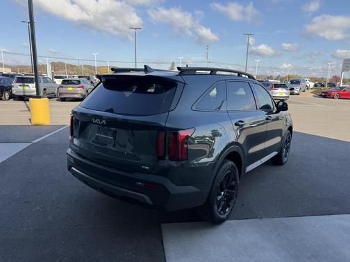 2023 Kia Sorento S