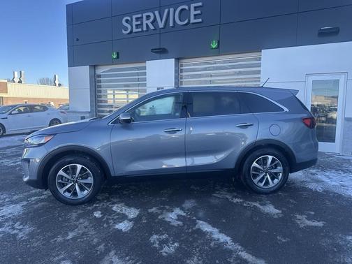 2020 Kia Sorento LX