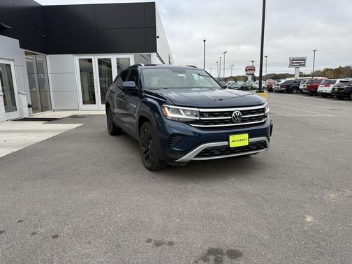 2022 Volkswagen Atlas Cross Sport 3.6L V6 SE w/Technology