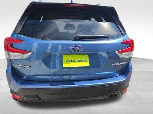 Horizon Blue Pearl 2019 Subaru Forester Limited