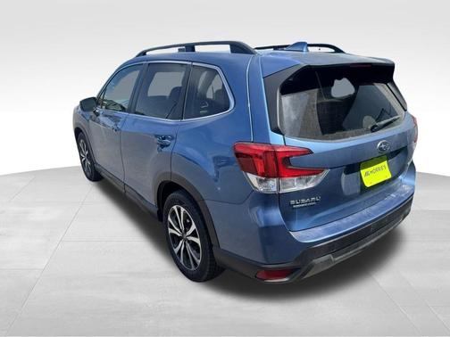 Horizon Blue Pearl 2019 Subaru Forester Limited