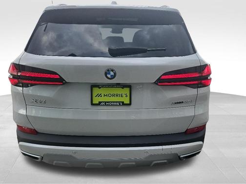 Alpine White 2024 BMW X5 xDrive40i