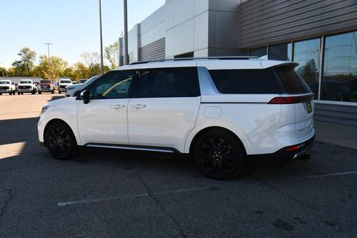 2024 Kia Carnival SX Prestige