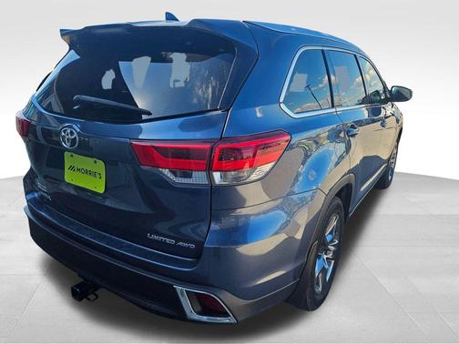 Shoreline Blue Pearl 2019 Toyota Highlander Limited