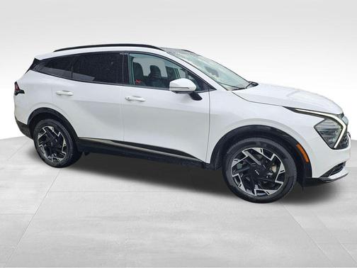 Glacial White Pearl 2024 Kia Sportage SX-Prestige