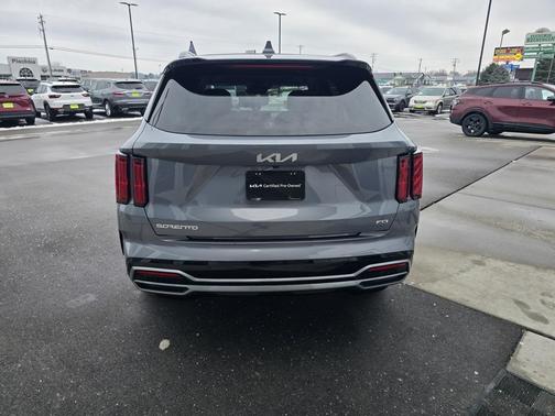2023 Kia Sorento SX