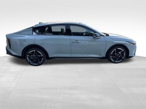 Morning Haze 2025 Kia K4 GT-Line
