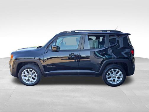 Black 2017 Jeep Renegade Latitude