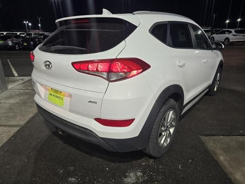 2018 Hyundai TUCSON SEL