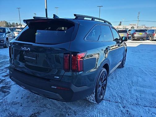 2023 Kia Sorento S