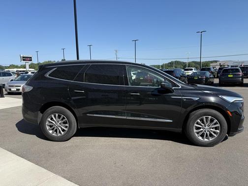 2023 Buick Enclave Essence AWD