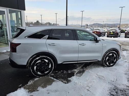 2025 Kia Sorento Hybrid EX