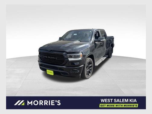 Diamond Black Crystal Pearlcoat 2022 RAM 1500 Laramie