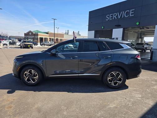 2024 Kia Sportage LX