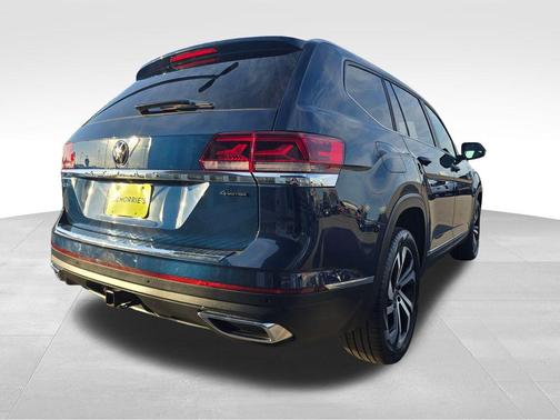 Tourmaline Blue Metallic 2023 Volkswagen Atlas 3.6L SEL
