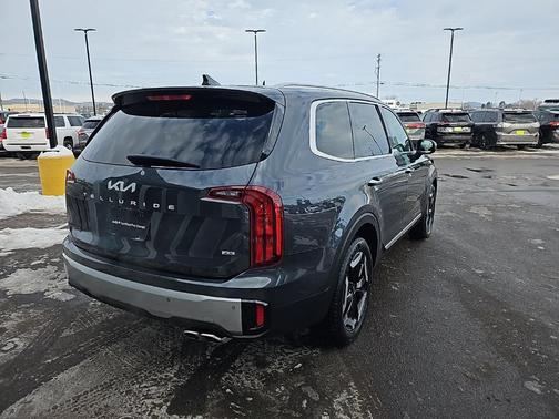 2023 Kia Telluride S