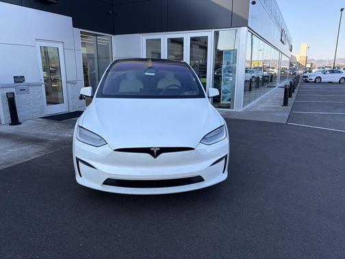 2023 Tesla Model X Standard Range