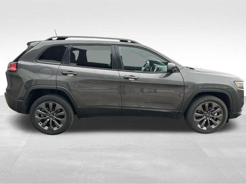Granite Crystal Metallic Clearcoat 2021 Jeep Cherokee Latitude Lux