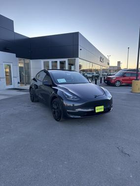 2024 Tesla Model Y Long Range Dual Motor All-Wheel Drive