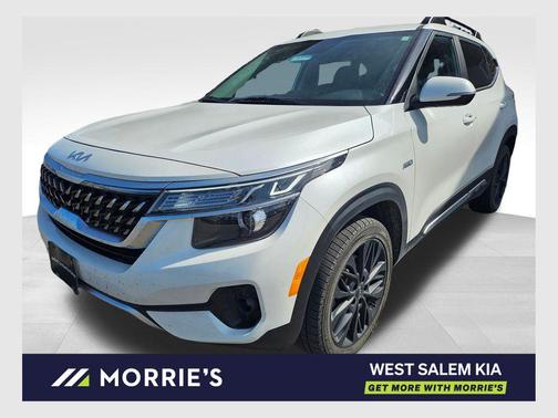 Snow White Pearl 2023 Kia Seltos Nightfall Edition
