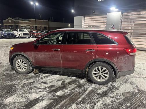 2018 Kia Sorento LX