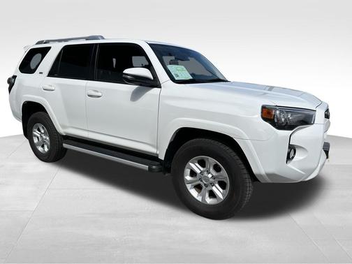 Super White 2016 Toyota 4Runner SR5 Premium