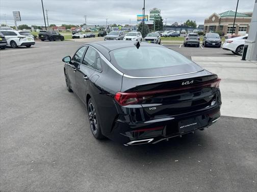 2024 Kia K5 GT-Line