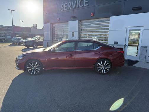 2019 Nissan Altima 2.5 SR