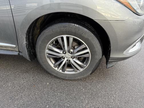 2017 INFINITI QX60 Base