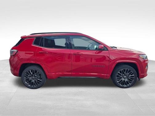 Redline Pearlcoat 2022 Jeep Compass (RED) Edition 4x4