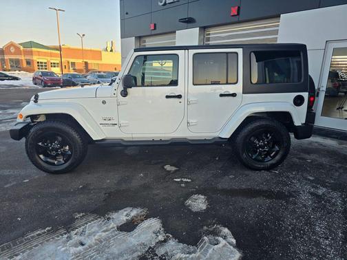 2018 Jeep Wrangler JK Unlimited Sahara