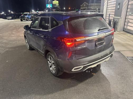2022 Kia Seltos EX