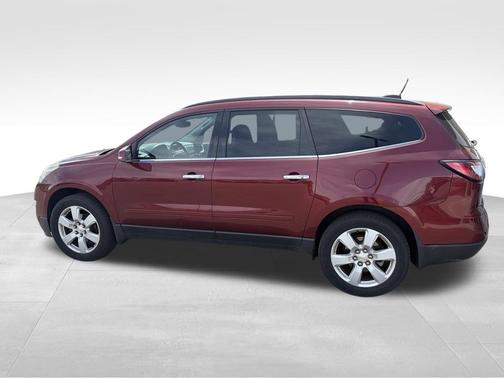 Siren Red Tintcoat 2017 Chevrolet Traverse 1LT