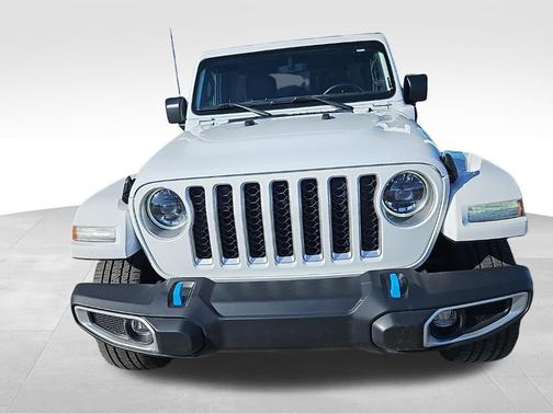 Bright White Clearcoat 2023 Jeep Wrangler 4xe Sahara