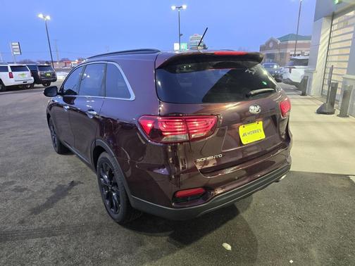 2020 Kia Sorento S