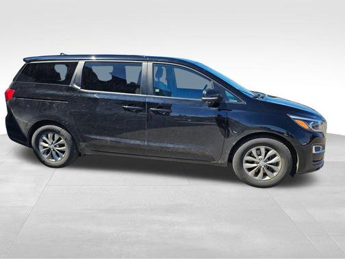 Aurora Black 2021 Kia Sedona LX