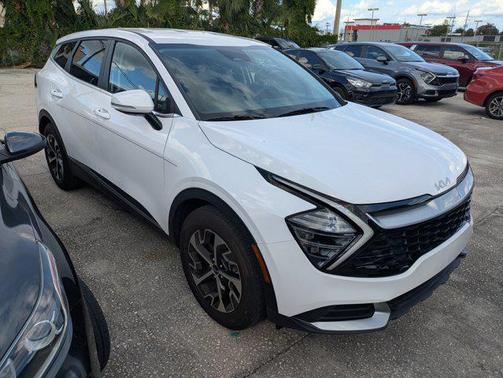 2024 Kia Sportage EX