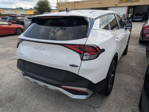 2024 Kia Sportage EX